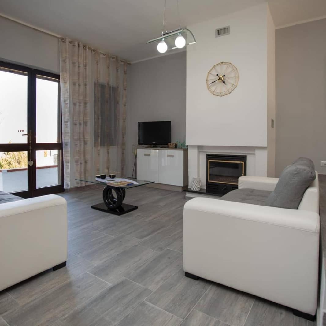 Sweethouse Pula Holiday home